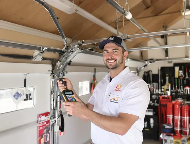 Simsbury Garage Door Repair local technician providing expert garage door repair in Simsbury neighborhood
